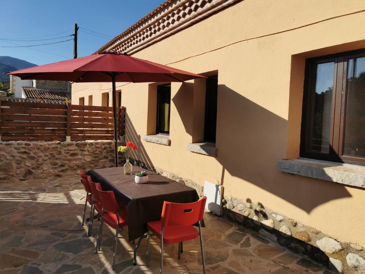 Casitas Pinilla Del Valle Eksteriør billede